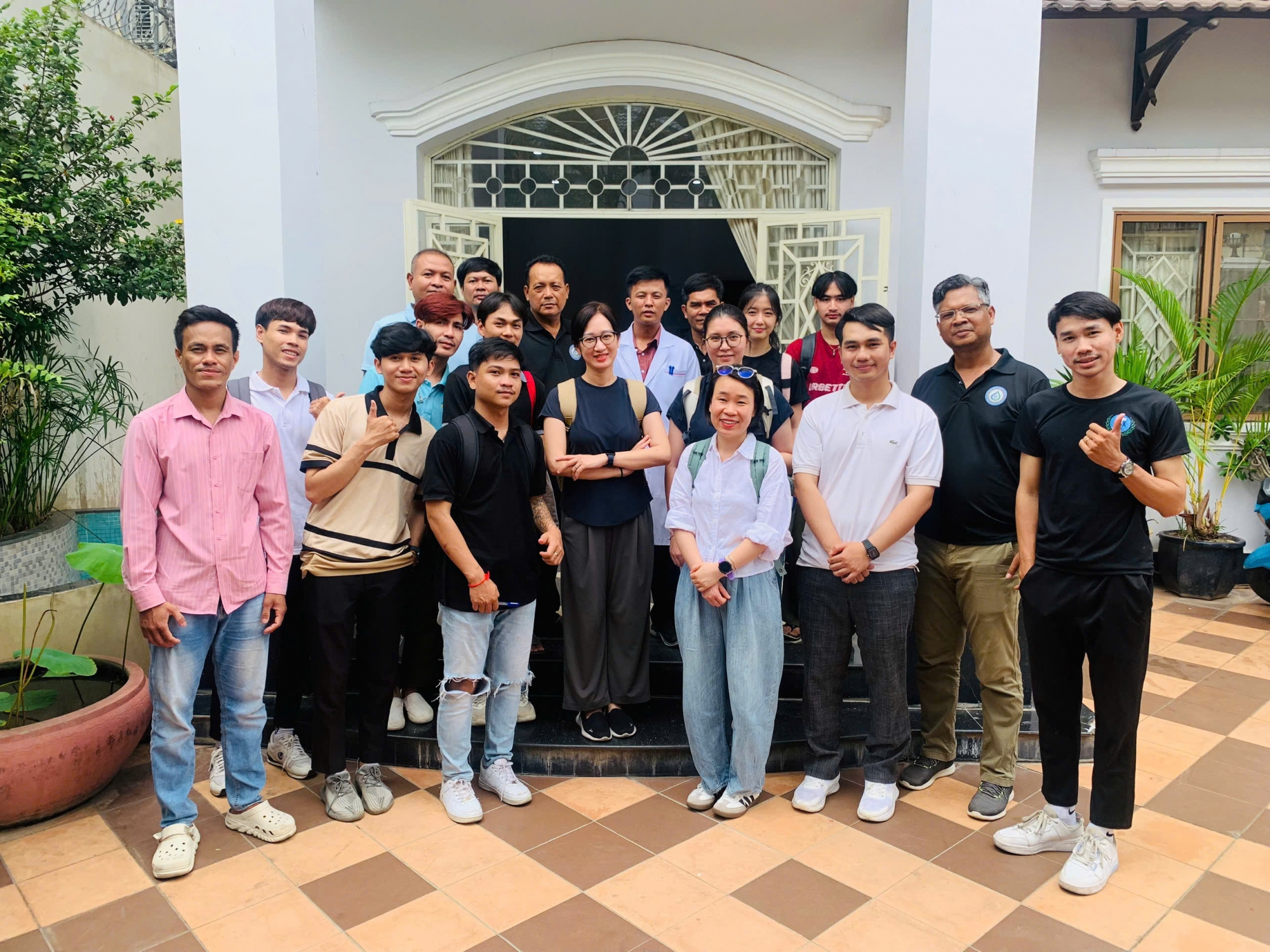 Nâng cao năng lực trong hỗ trợ điều trị nghiện và giảm hại sử dụng chất thông qua học hỏi và hợp tác khu vực