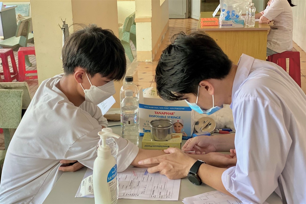 Tuyển dụng Thực tập sinh Chương trình Hỗ trợ Cộng đồng và Sức khỏe & An sinh
