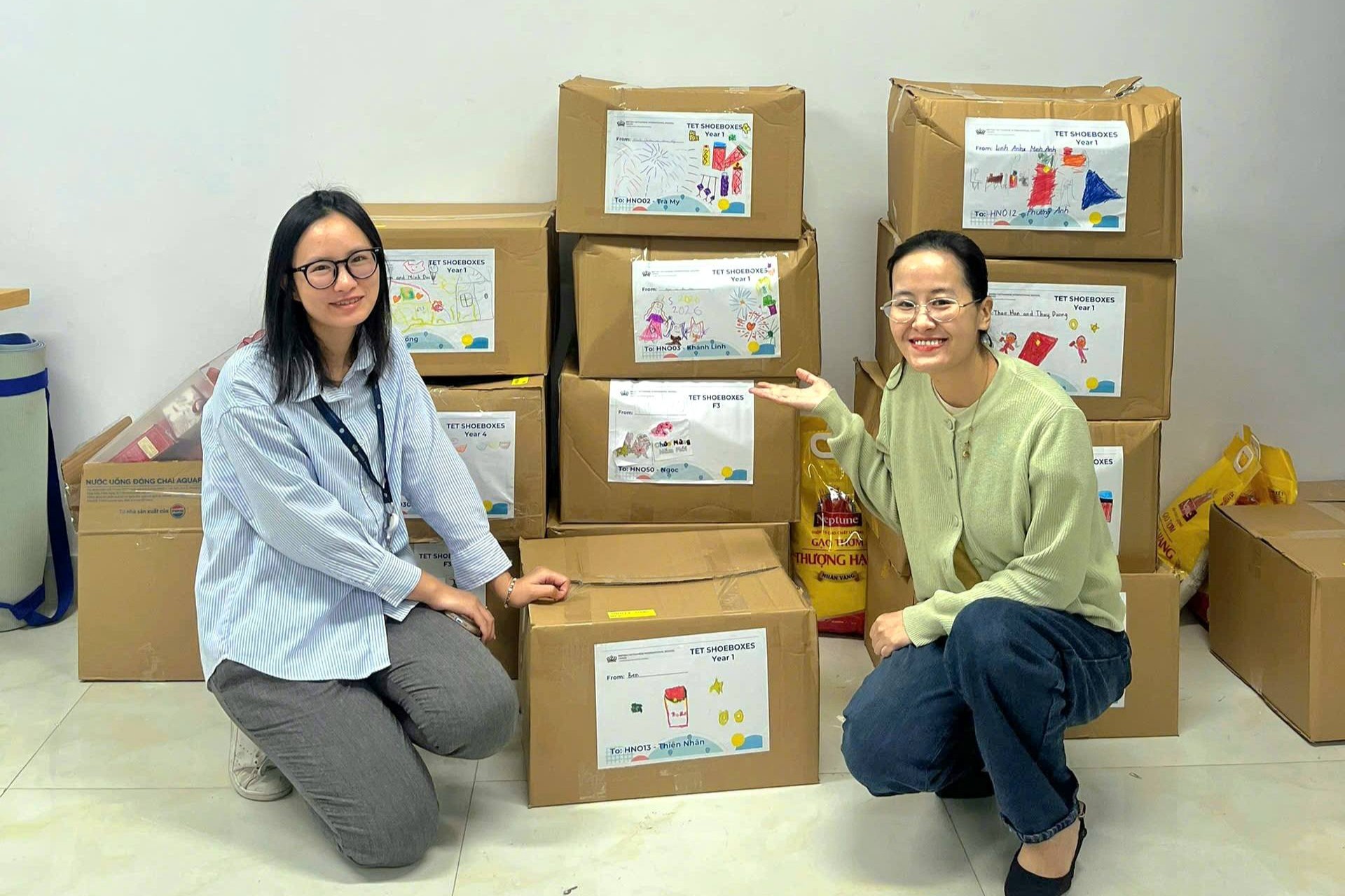 SCDI cùng trường BVIS Hà Nội trao quà Tết đến trẻ Cắt đứt Vòng xoáy