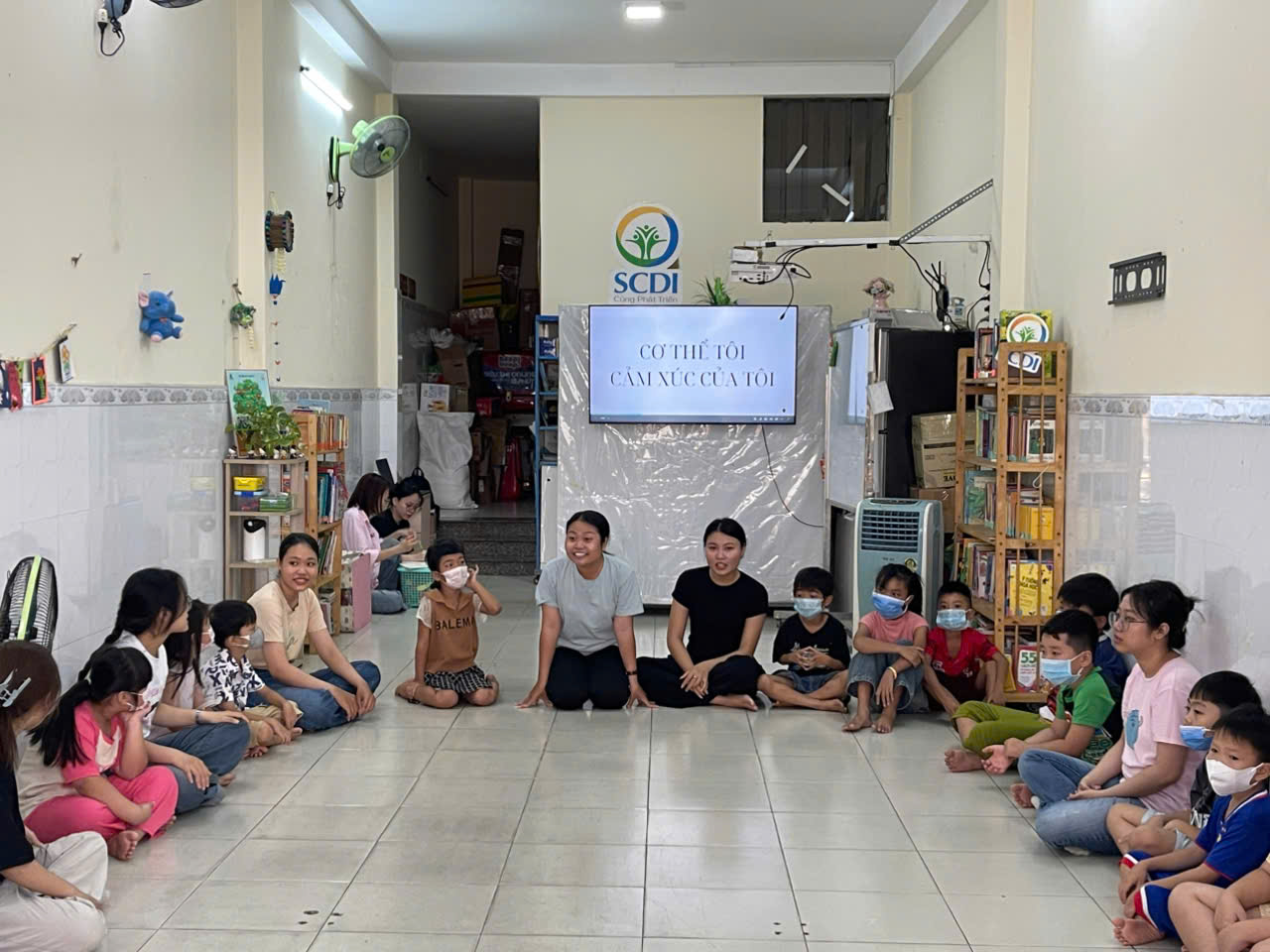 Đa dạng chủ đề sinh hoạt cho trẻ dự án Cắt đứt Vòng xoáy tại TP. Hồ Chí Minh