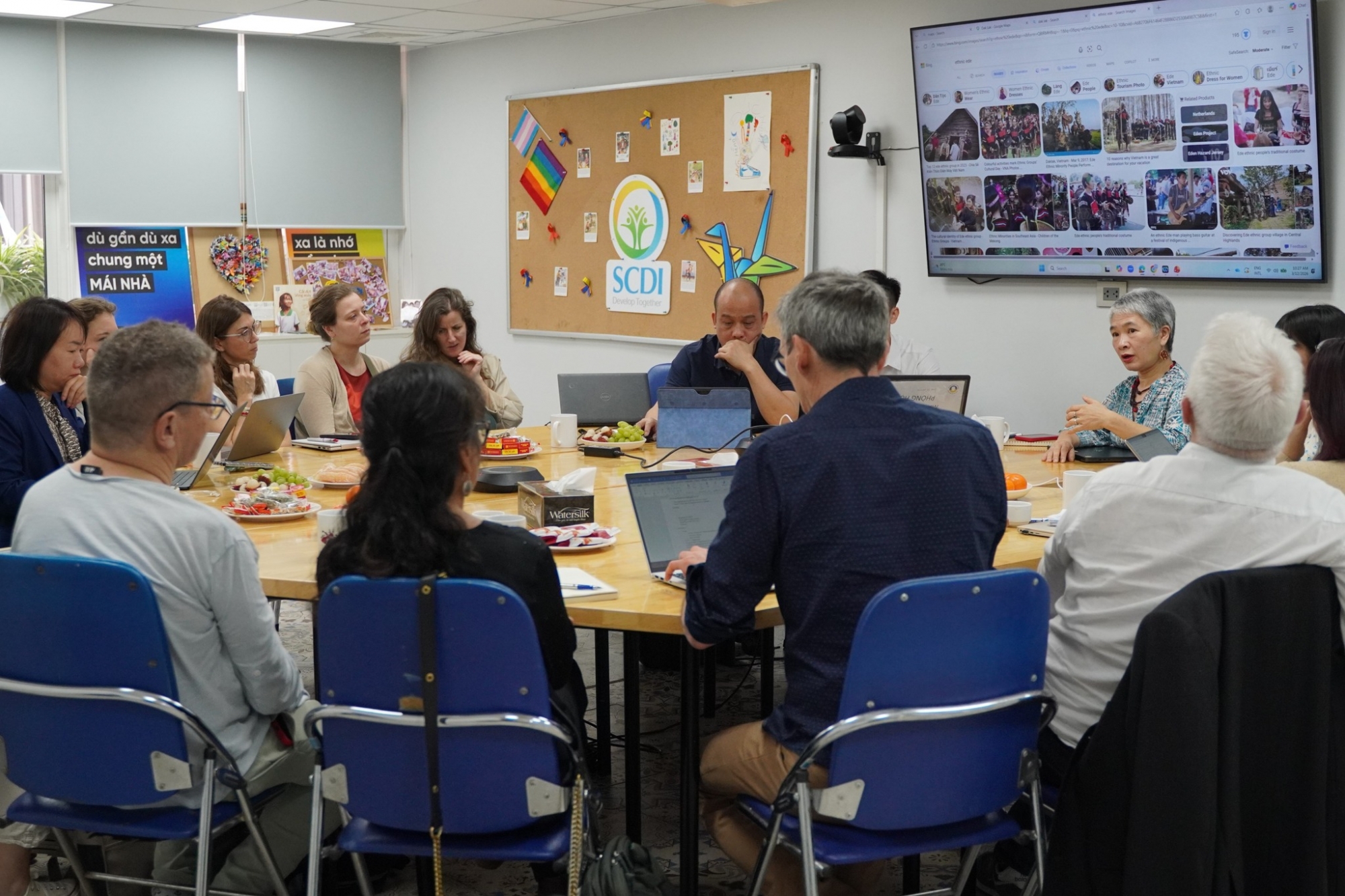 Gặp gỡ và thảo luận cùng các chuyên gia về định hướng phòng, chống sốt xuất huyết dựa vào cộng đồng